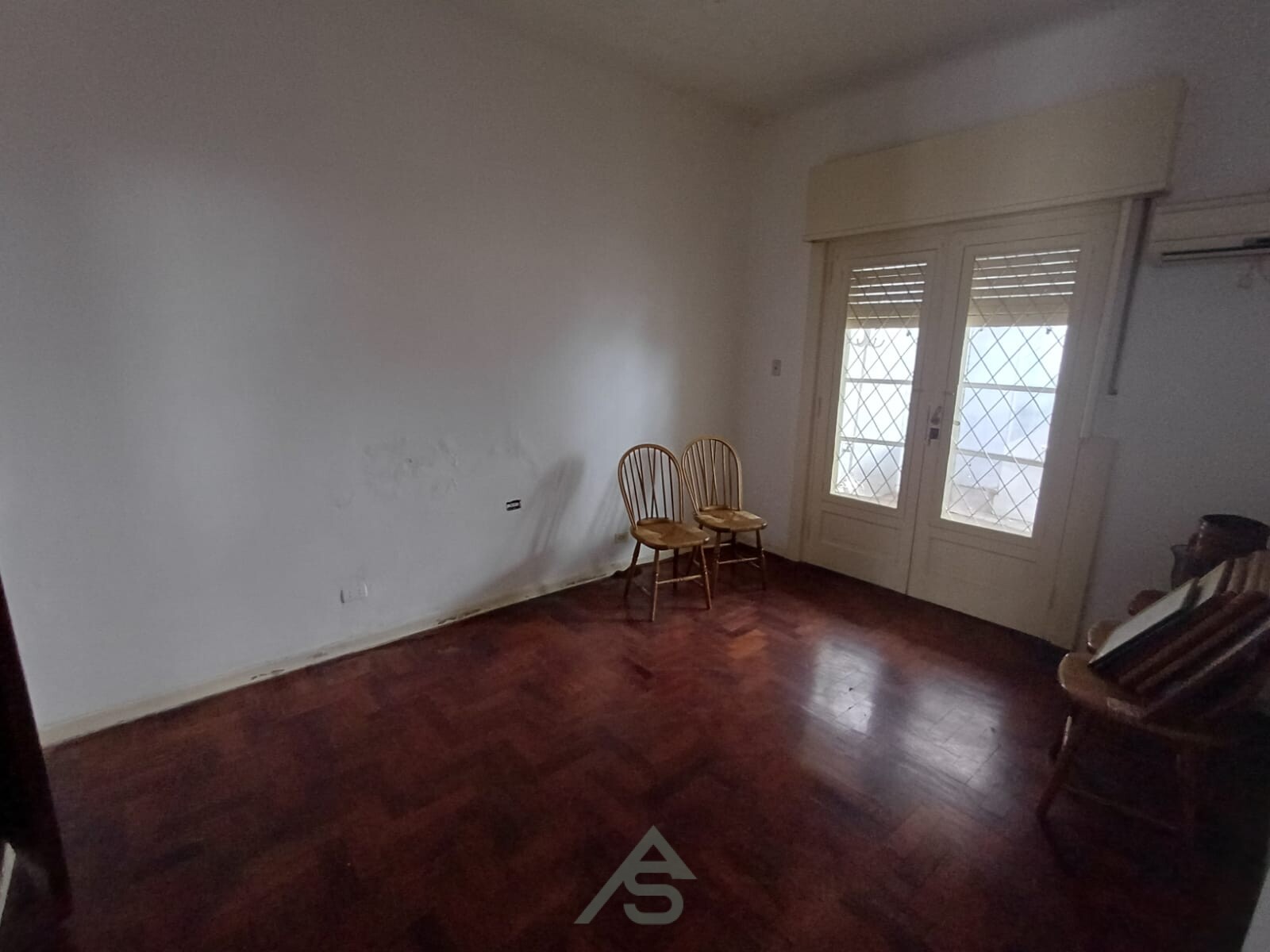 Venta de Casa Multifamiliar -Casa+Dpto+Consultorio - 19