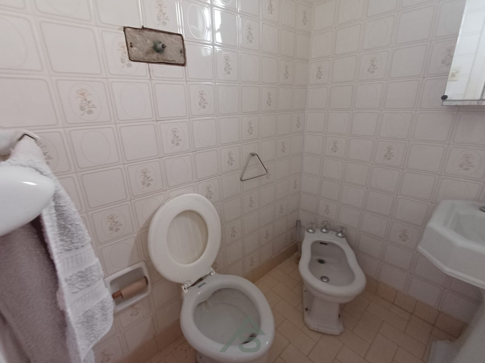 Venta de Casa Multifamiliar -Casa+Dpto+Consultorio - 16