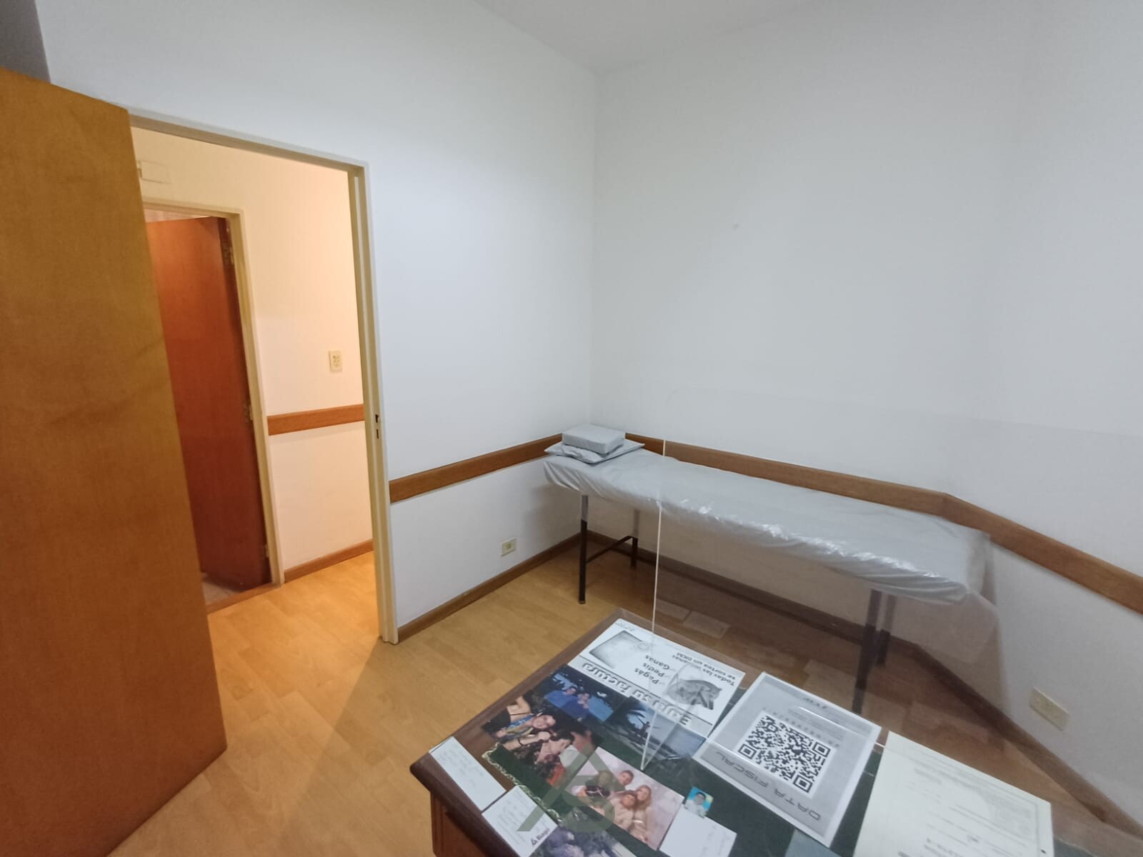 Venta de Casa Multifamiliar -Casa+Dpto+Consultorio - 26