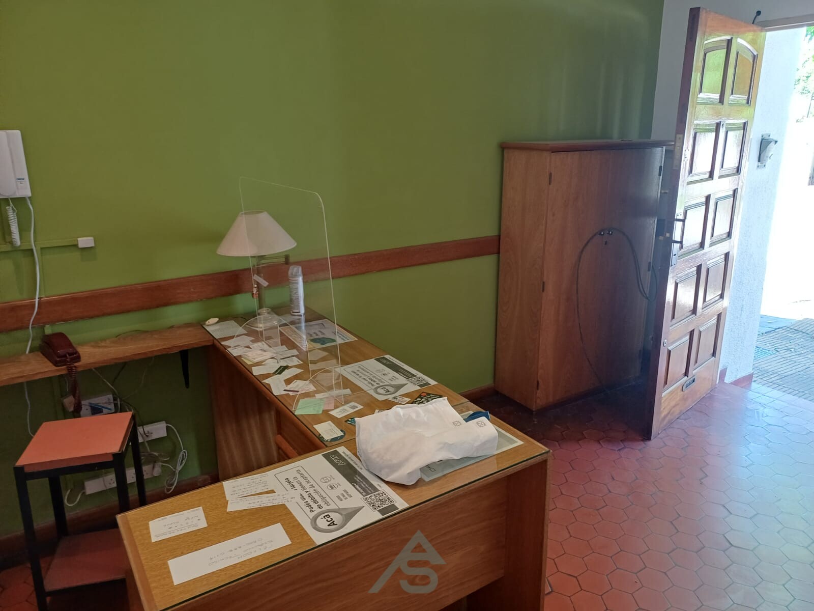 Venta de Casa Multifamiliar -Casa+Dpto+Consultorio - 25
