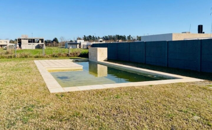 Casas - Funes - Venta