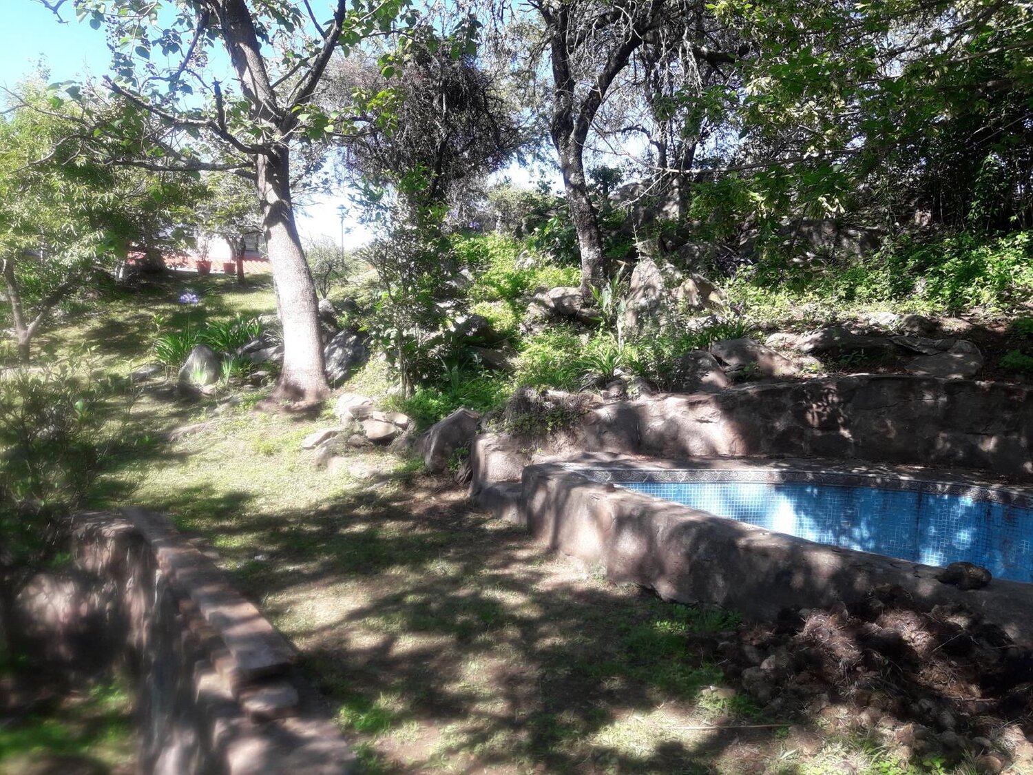 Casa con dos lotes en Barrio Cabana - Unquillo, Sierras Chicas - Imagen 25