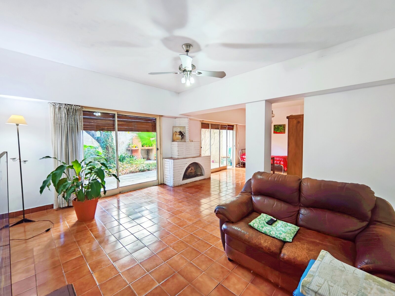 Casa con Jardín, Garaje, Terraza y Parrilla en Villa del Parque - 9