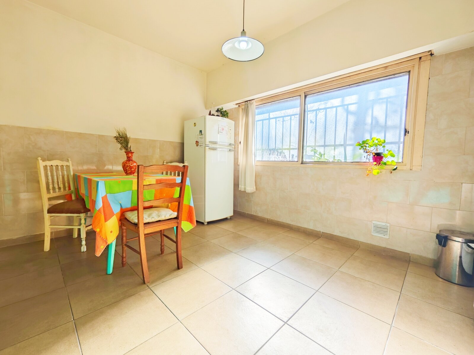 Casa con Jardín, Garaje, Terraza y Parrilla en Villa del Parque - 5