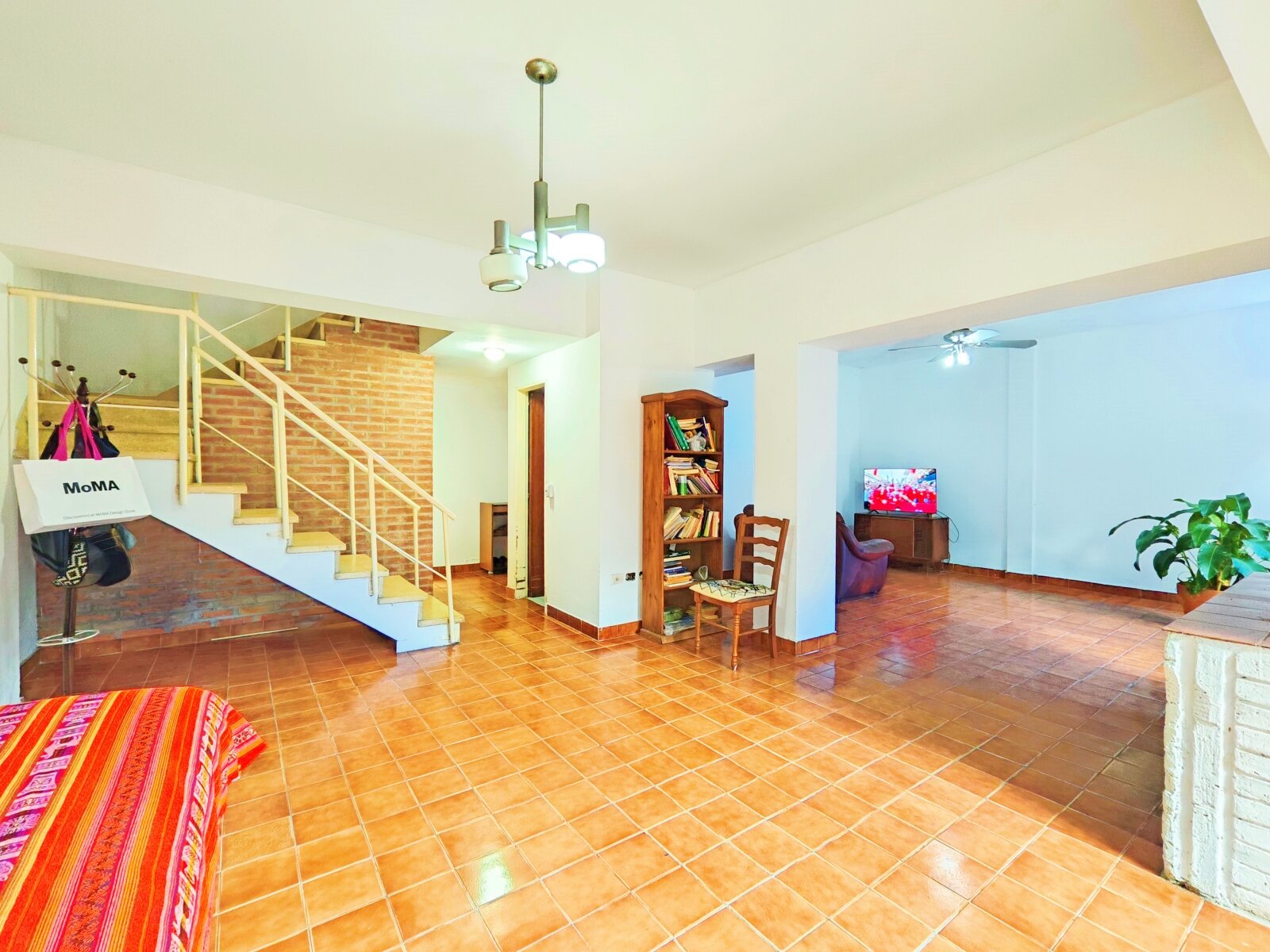 Casa con Jardín, Garaje, Terraza y Parrilla en Villa del Parque - 10