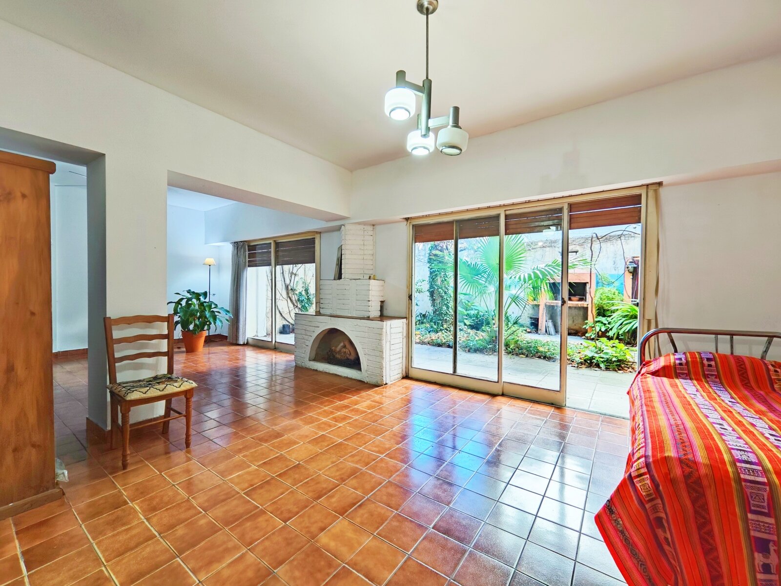Casa con Jardín, Garaje, Terraza y Parrilla en Villa del Parque - 8