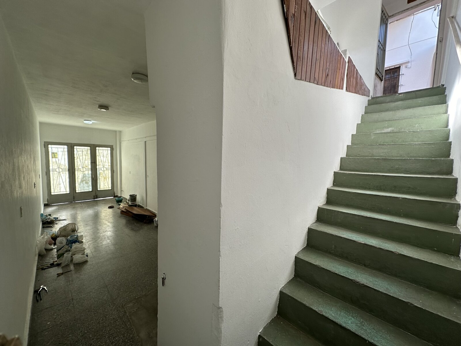 CASA 3 AMBIENTES EN PLANTA ALTA CON GARAJE Y PATIO - 14