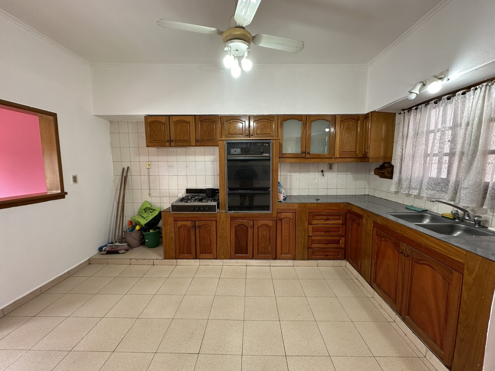 CASA 3 AMBIENTES EN PLANTA ALTA CON GARAJE Y PATIO - 4