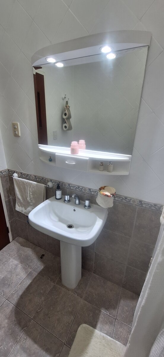 Casa de 3 Dormitorios en Venta - 8