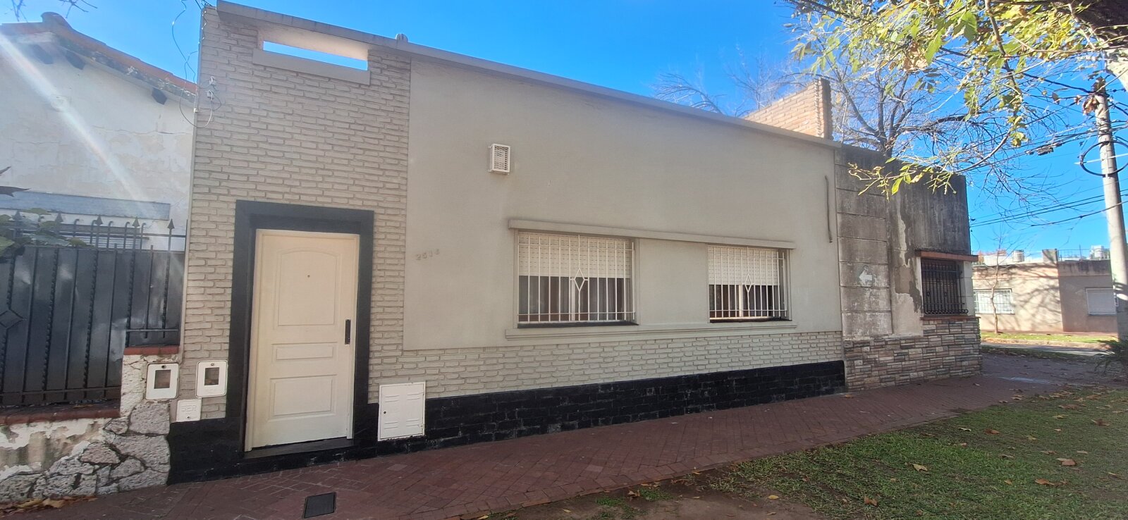 Casa de 3 Dormitorios en Venta - 2