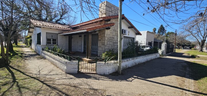 Casas - Roldan - Venta