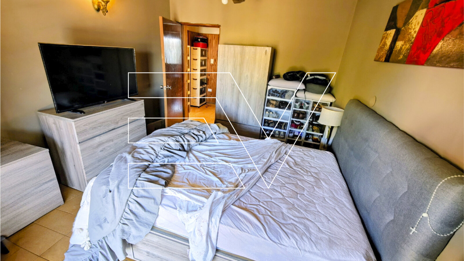 VENTA. B° PROVIDENCIA. AMPLIA PROPIEDAD. 4 DORM 3 BAÑOS. GRAN PATIO Y GALERIA. GARAGE - Imagen 6