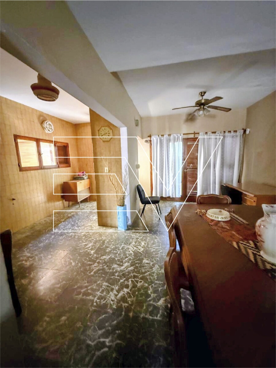VENTA. B° PROVIDENCIA. AMPLIA PROPIEDAD. 4 DORM 3 BAÑOS. GRAN PATIO Y GALERIA. GARAGE - Imagen 23