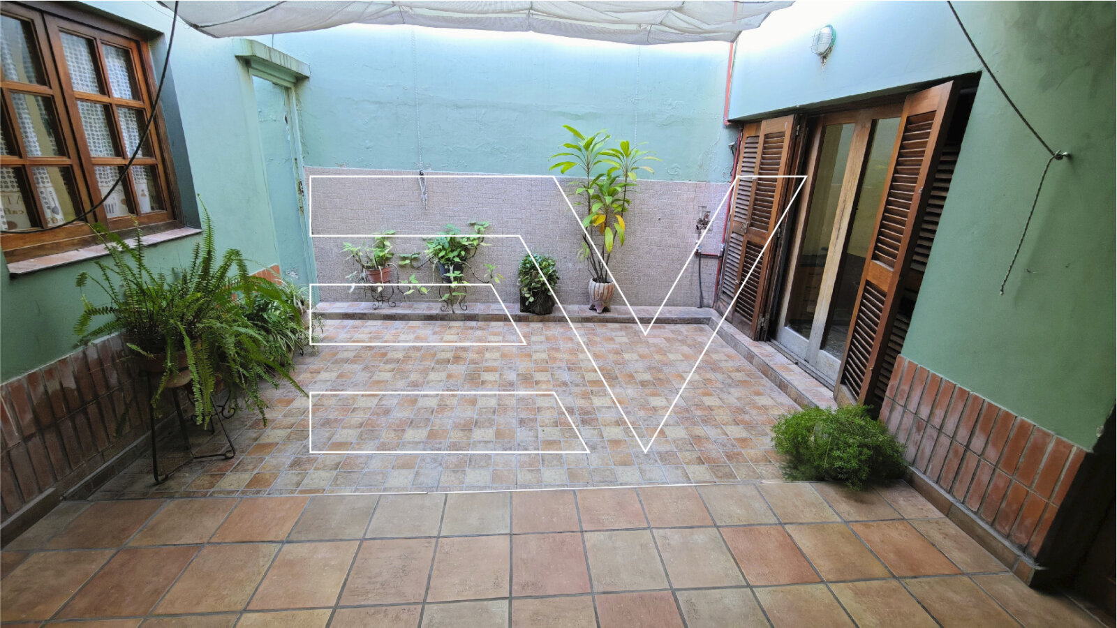 VENTA. B° PROVIDENCIA. AMPLIA PROPIEDAD. 4 DORM 3 BAÑOS. GRAN PATIO Y GALERIA. GARAGE - Imagen 27