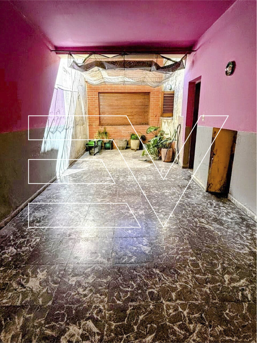 VENTA. B° PROVIDENCIA. AMPLIA PROPIEDAD. 4 DORM 3 BAÑOS. GRAN PATIO Y GALERIA. GARAGE - Imagen 49