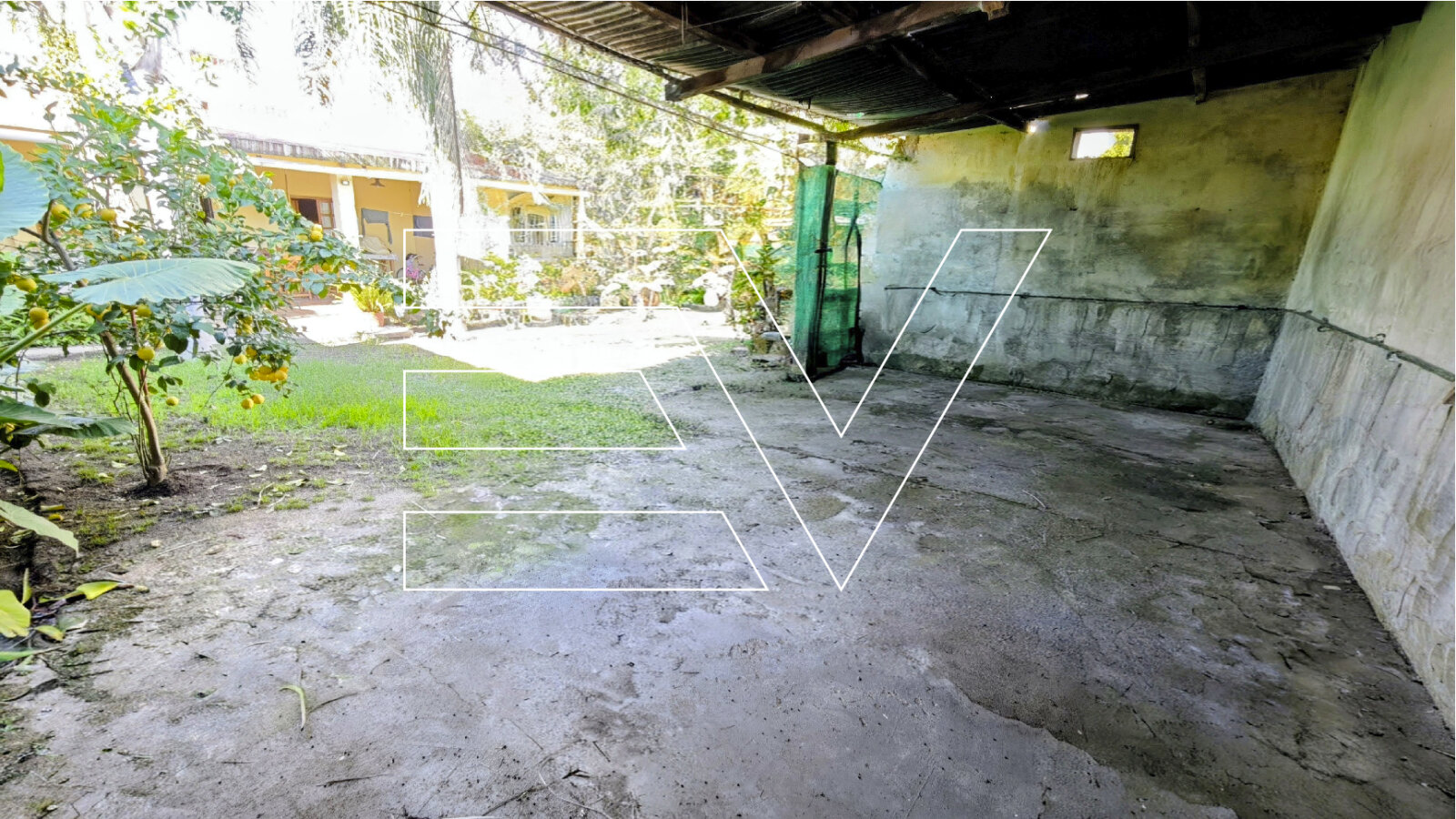 VENTA. B° PROVIDENCIA. AMPLIA PROPIEDAD. 4 DORM 3 BAÑOS. GRAN PATIO Y GALERIA. GARAGE - Imagen 47