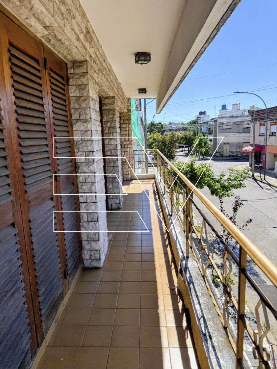 VENTA. B° PROVIDENCIA. AMPLIA PROPIEDAD. 4 DORM 3 BAÑOS. GRAN PATIO Y GALERIA. GARAGE - Imagen 7