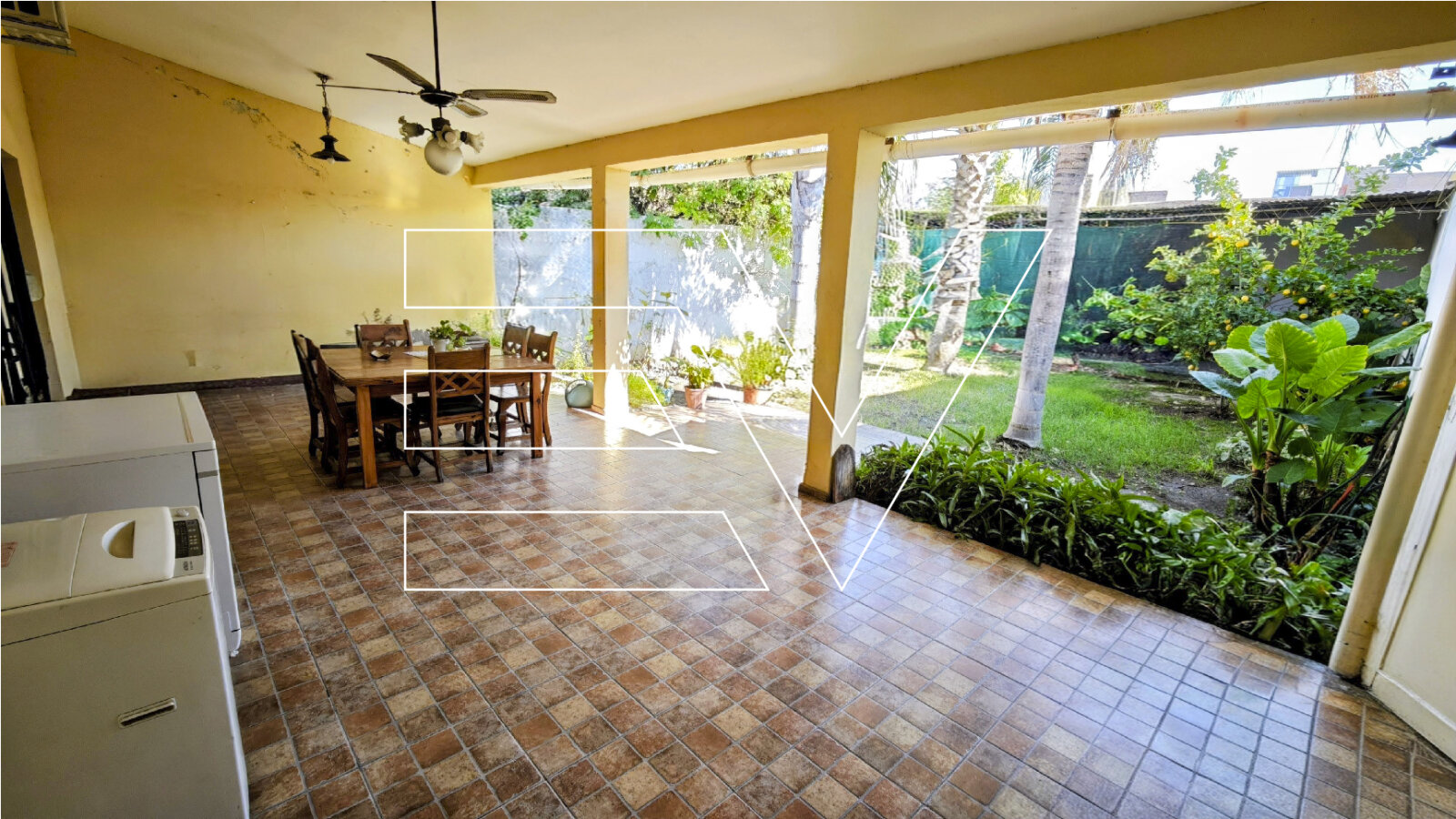 VENTA. B° PROVIDENCIA. AMPLIA PROPIEDAD. 4 DORM 3 BAÑOS. GRAN PATIO Y GALERIA. GARAGE - Imagen 40