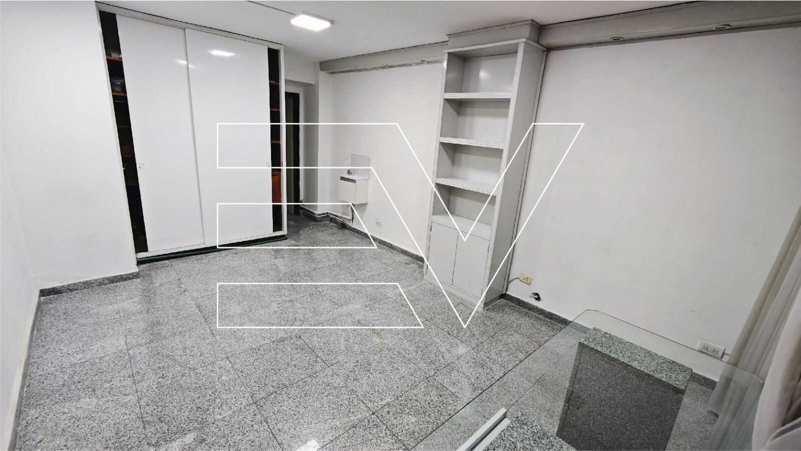 VENTA. LOCAL 160 m2. 2 BAÑOS. SOBRE BVD CHACABUCO Y ENTRE RIOS - Imagen 23