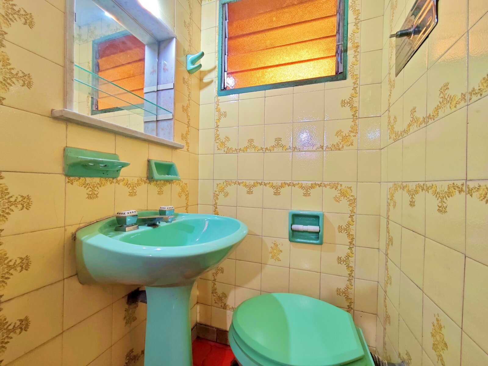 APTA CRÉDITO - Casa en Venta – Lote Propio, 5 Ambientes, Cochera, Patio y Jardín - 14