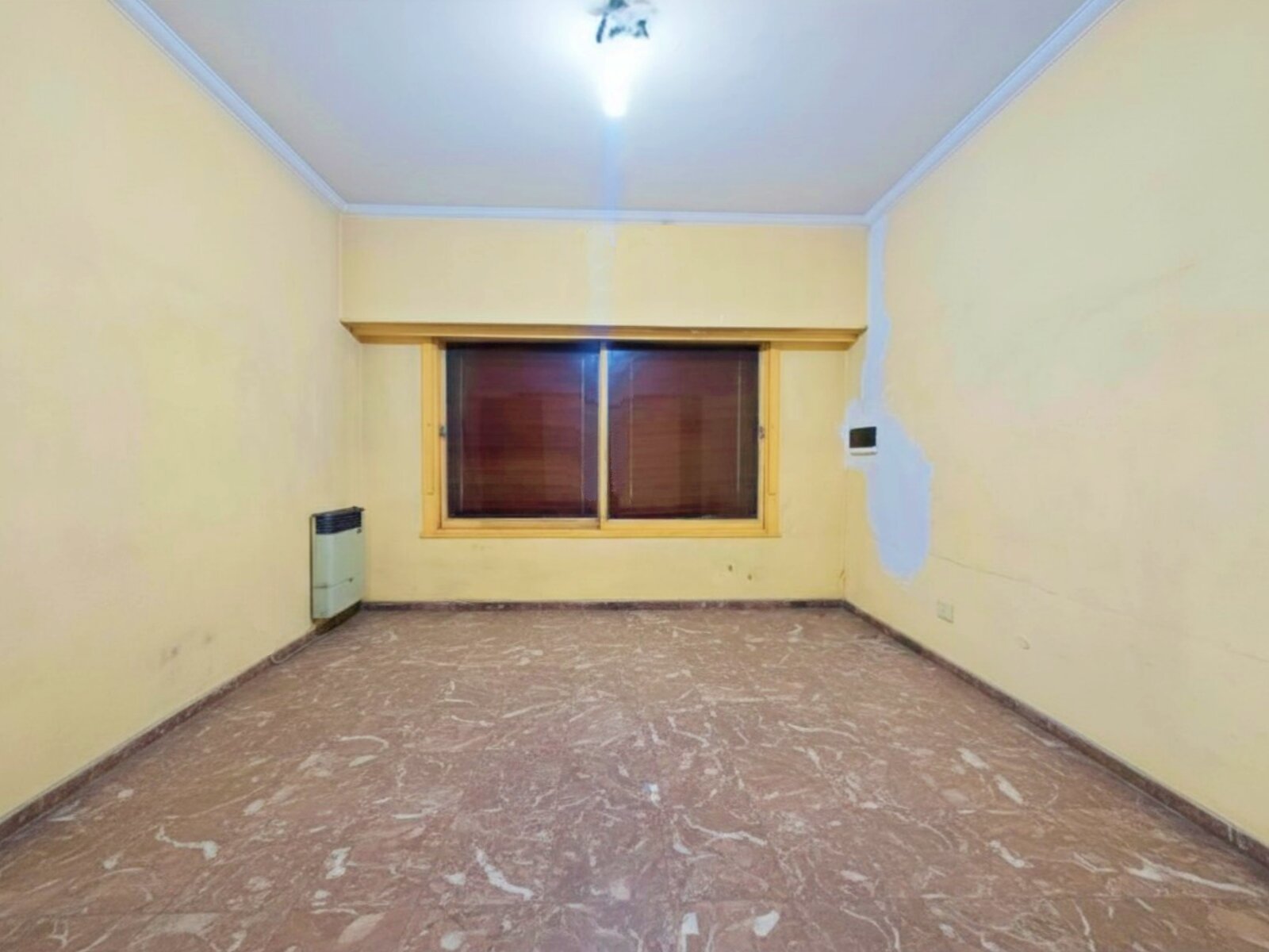 APTA CRÉDITO - Casa en Venta – Lote Propio, 5 Ambientes, Cochera, Patio y Jardín - 10