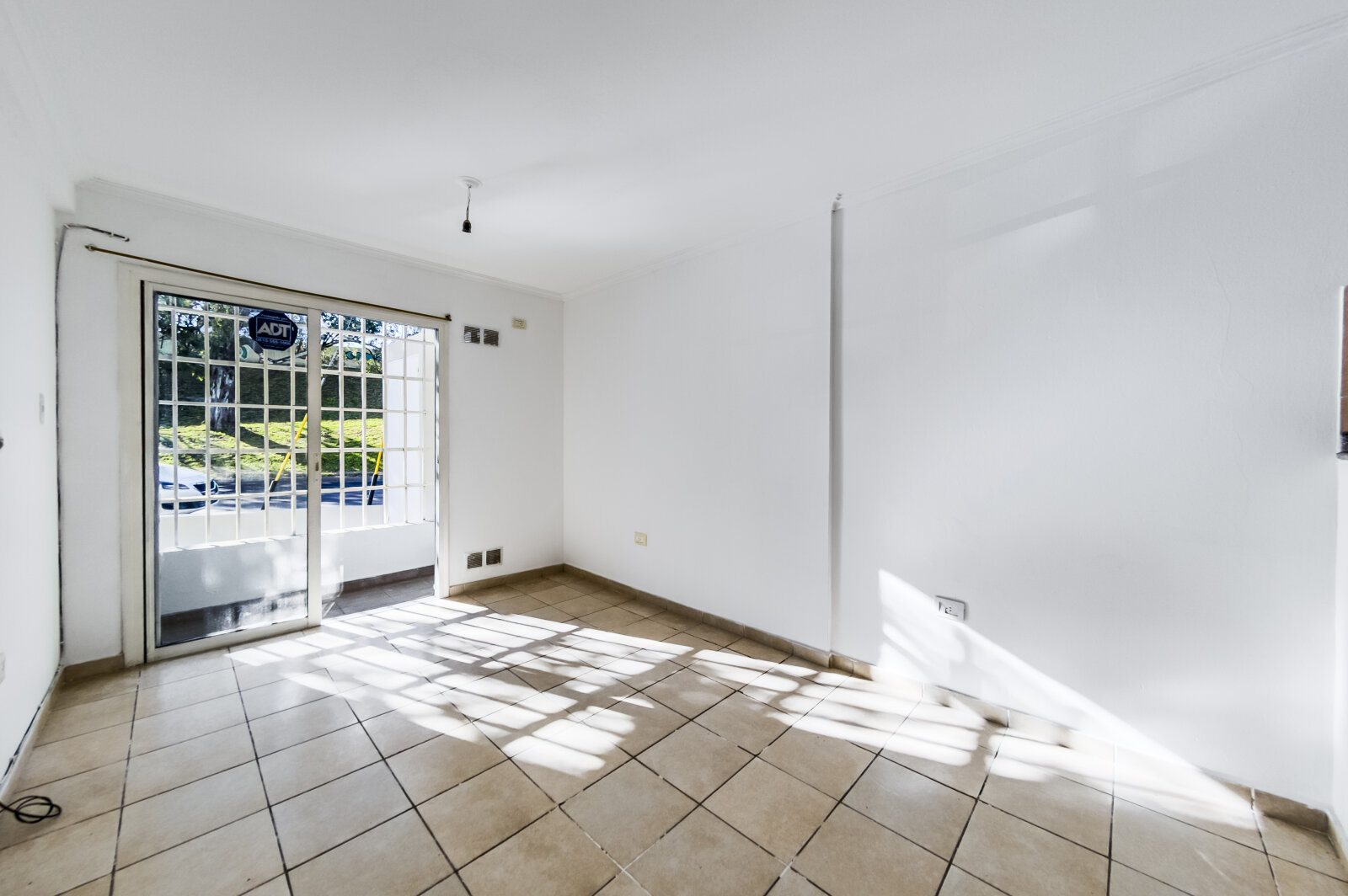 DEPARTAMENTO 1 DORMITORIO EN VENTA EN COFICO CON PATIO - Imagen 11