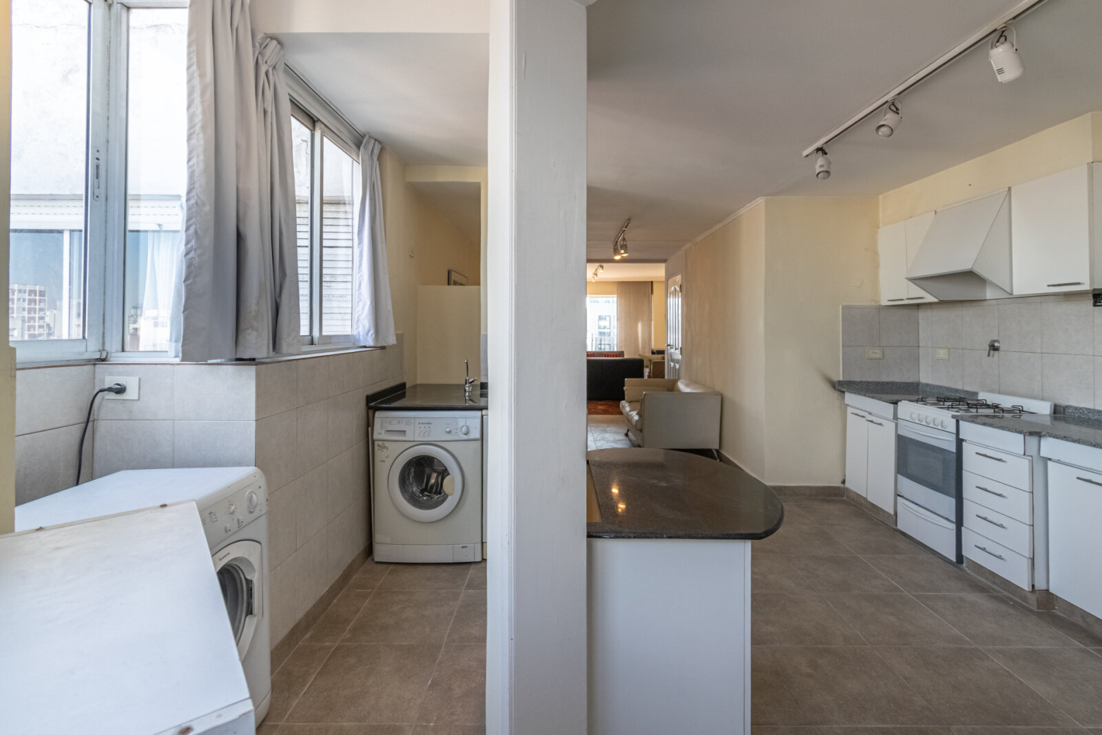 Semipiso reciclado en Recoleta – Piso alto, vista abierta y sol pleno - 22