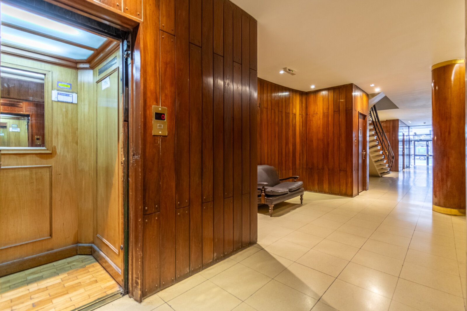 Semipiso reciclado en Recoleta – Piso alto, vista abierta y sol pleno - 37