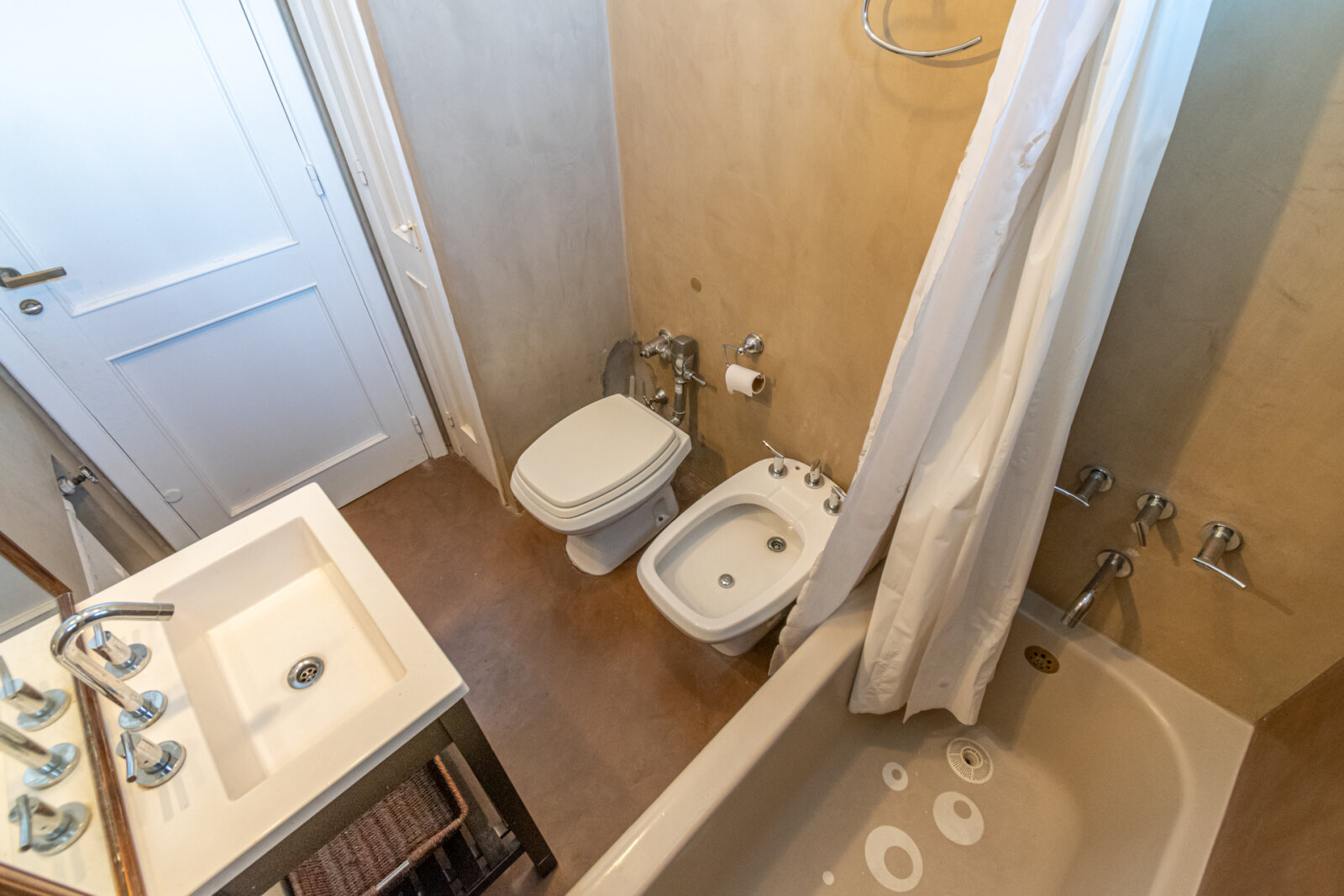 Semipiso reciclado en Recoleta – Piso alto, vista abierta y sol pleno - 21