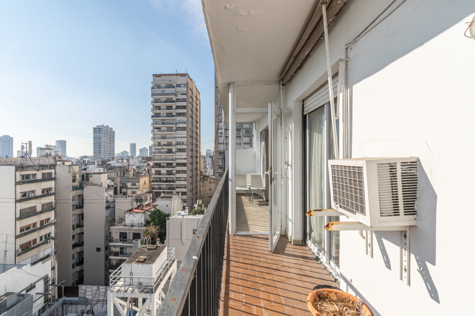 Semipiso reciclado en Recoleta – Piso alto, vista abierta y sol pleno - 10