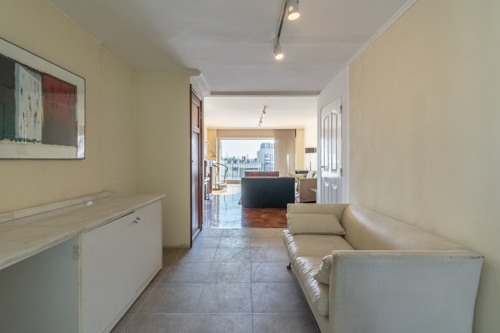 Semipiso reciclado en Recoleta – Piso alto, vista abierta y sol pleno - 17