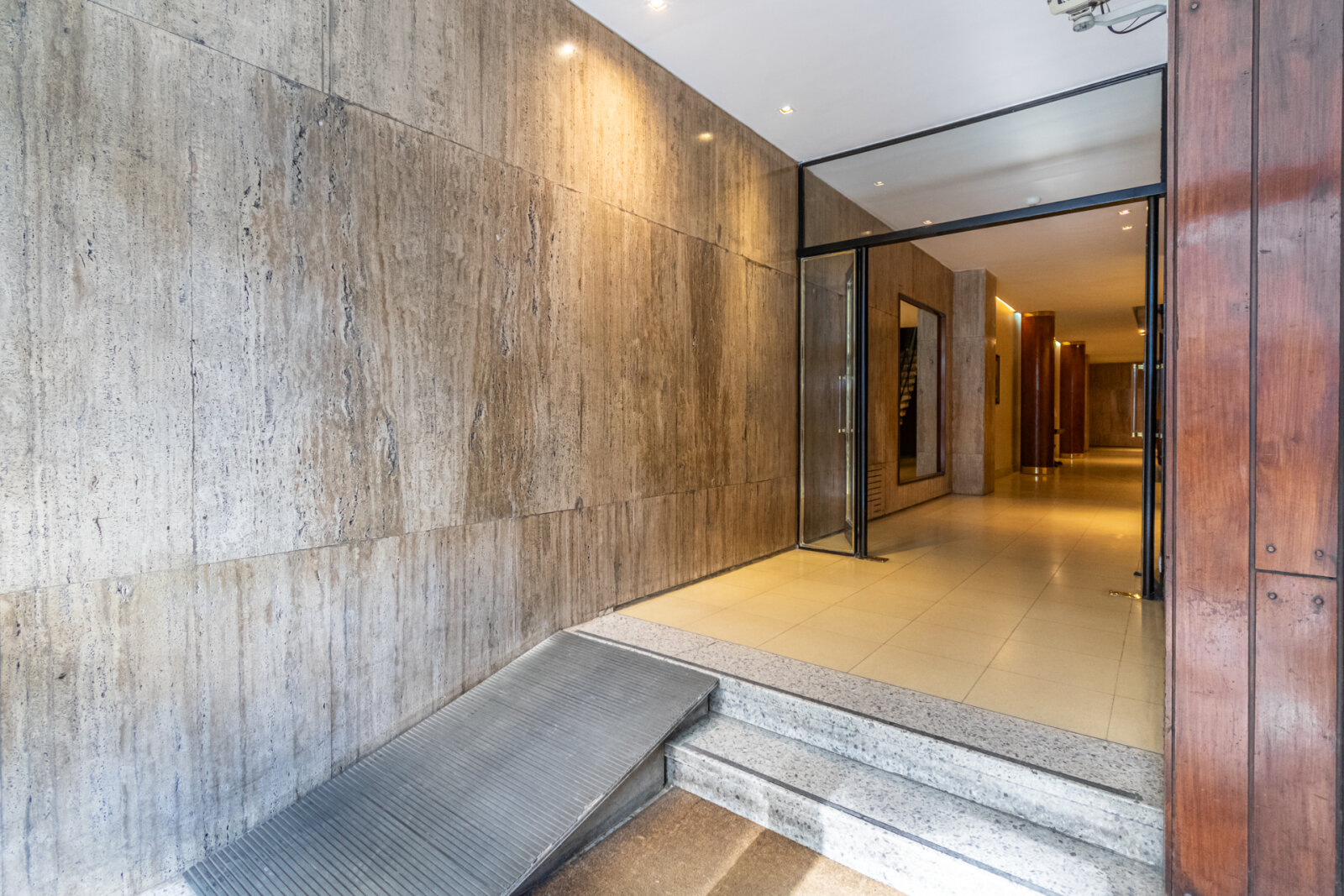 Semipiso reciclado en Recoleta – Piso alto, vista abierta y sol pleno - 36