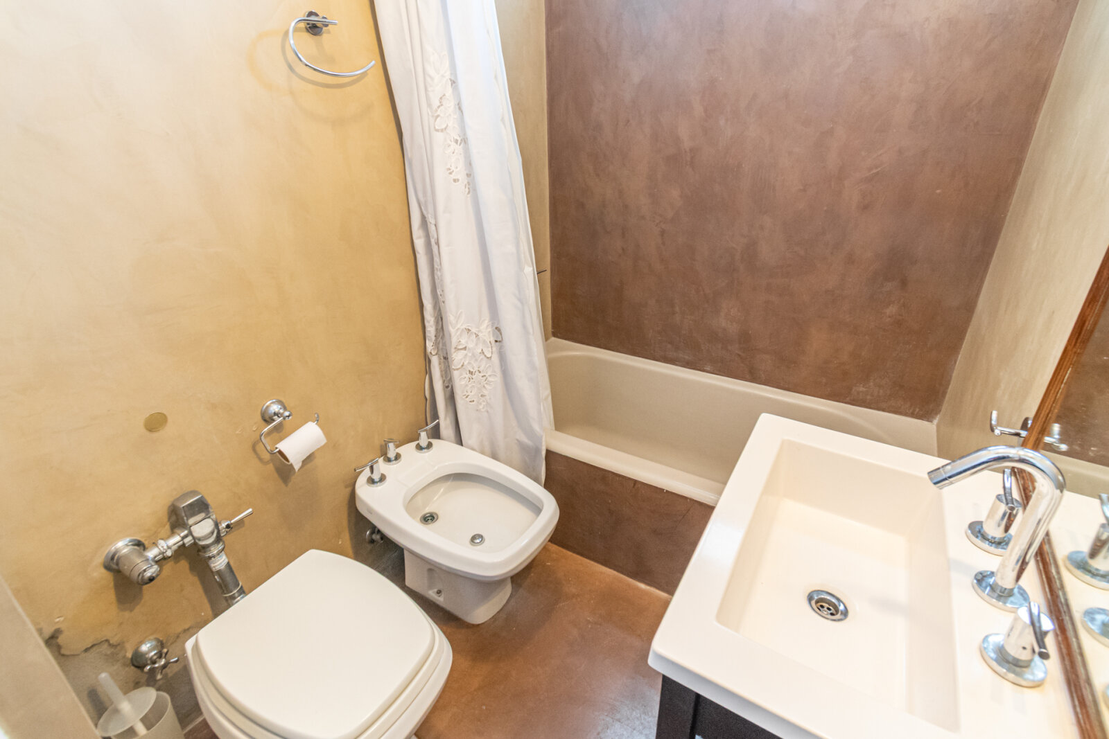 Semipiso reciclado en Recoleta – Piso alto, vista abierta y sol pleno - 9