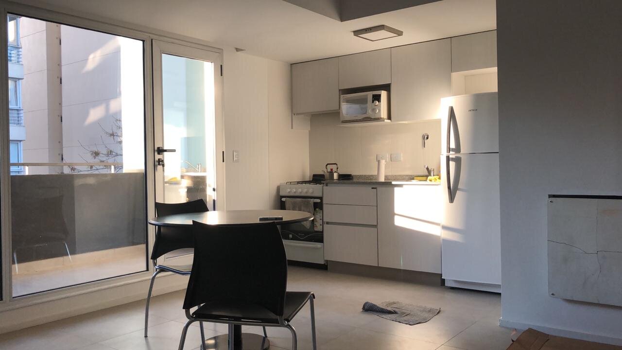 Va Urquiza, Cullen y Av Triunvirato, 1 amb, $ 800,000 + expensas ( Junio 2026= $ 120,000) +servicios. 25-09-26 - 3
