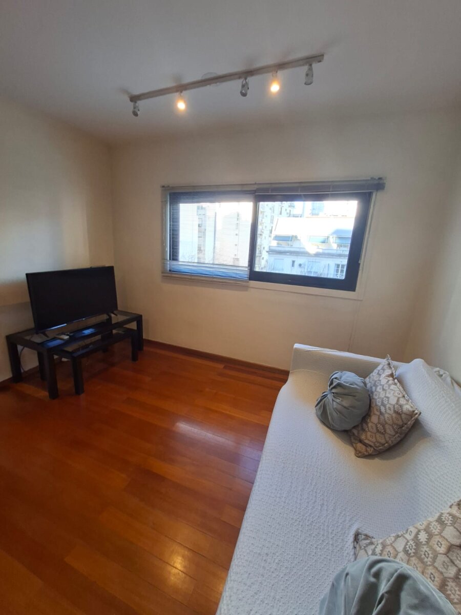Palermo Chico, Bulnes 2700, piso 5, 3 amb, u$s 1,300 + expensas + servicios. 4px. - 17
