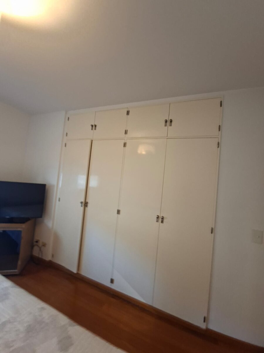 Palermo Chico, Bulnes 2700, piso 5, 3 amb, u$s 1,300 + expensas + servicios. 4px. - 12