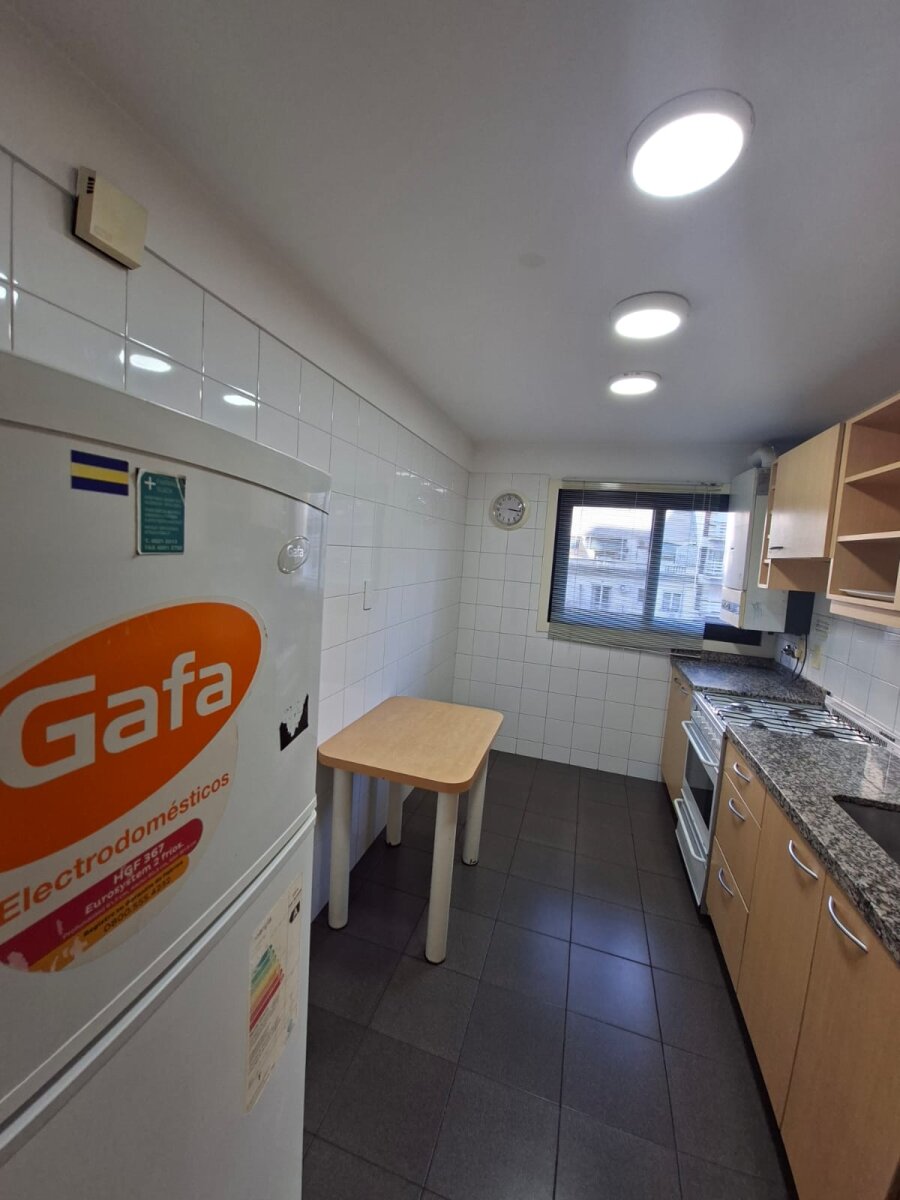 Palermo Chico, Bulnes 2700, piso 5, 3 amb, u$s 1,300 + expensas + servicios. 4px. - 22