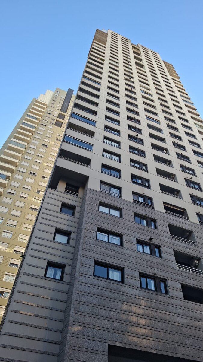 Palermo Chico, Bulnes 2700, piso 5, 3 amb, u$s 1,300 + expensas + servicios. 4px. - 26