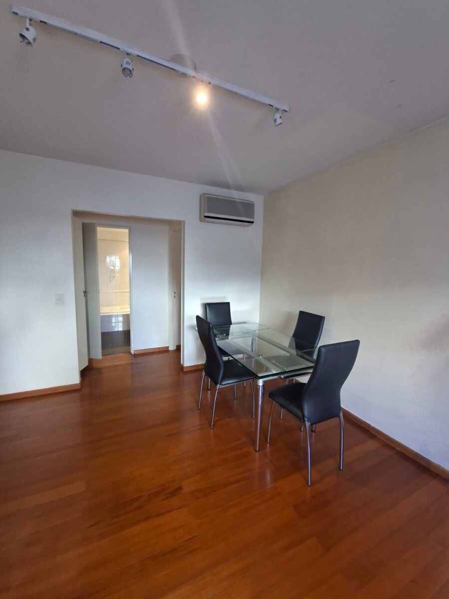 Palermo Chico, Bulnes 2700, piso 5, 3 amb, u$s 1,300 + expensas + servicios. 4px. - 14