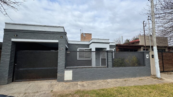Casas - Funes - Venta