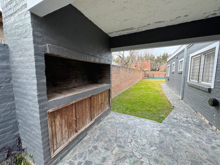 Casas - Funes - Venta