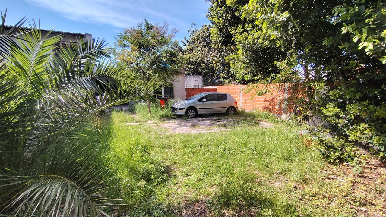 Lote con Mejoras - Morón Sur - 4