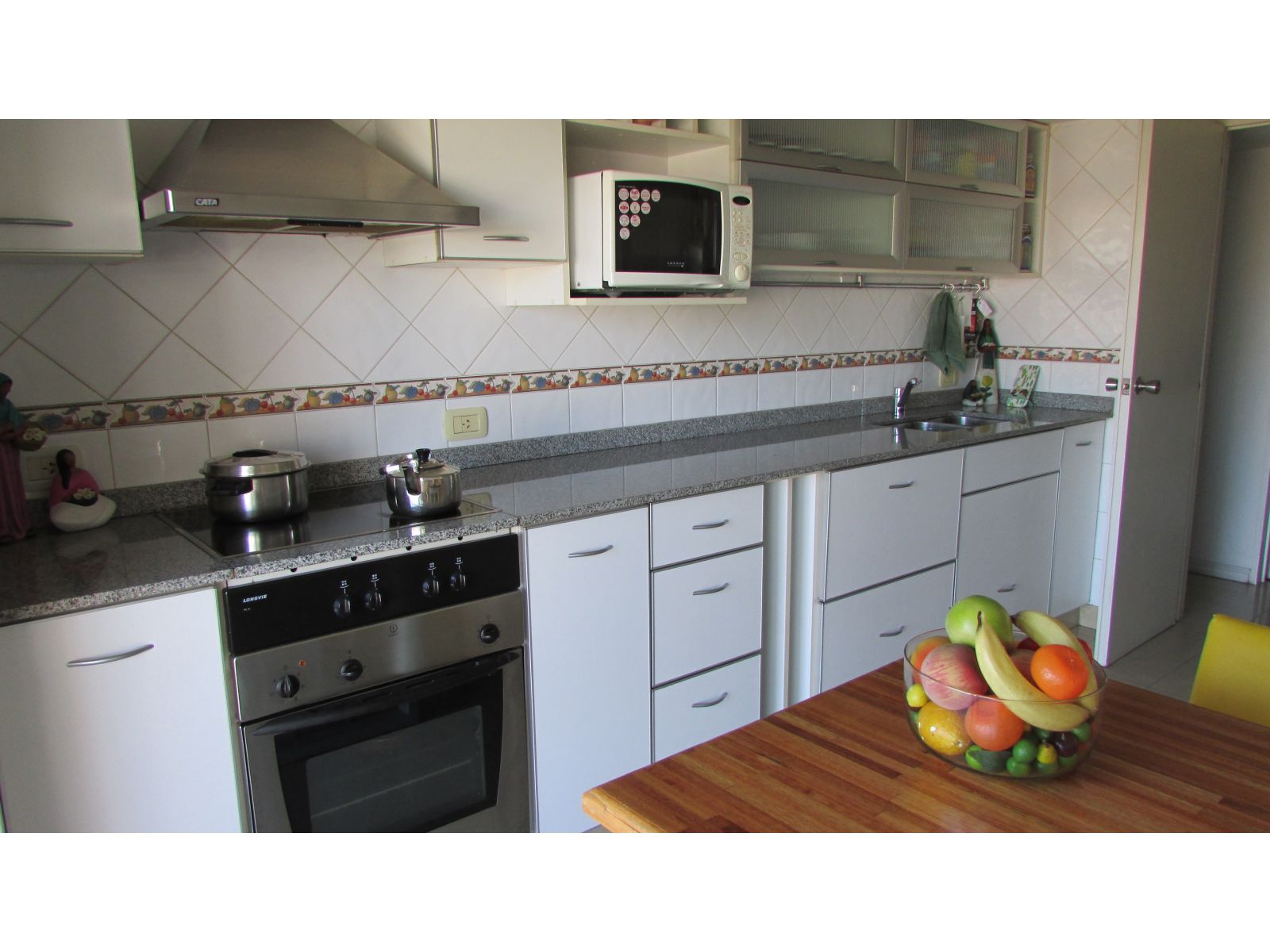 Departamento 4 ambientes con cochera en Torres Moron - 5
