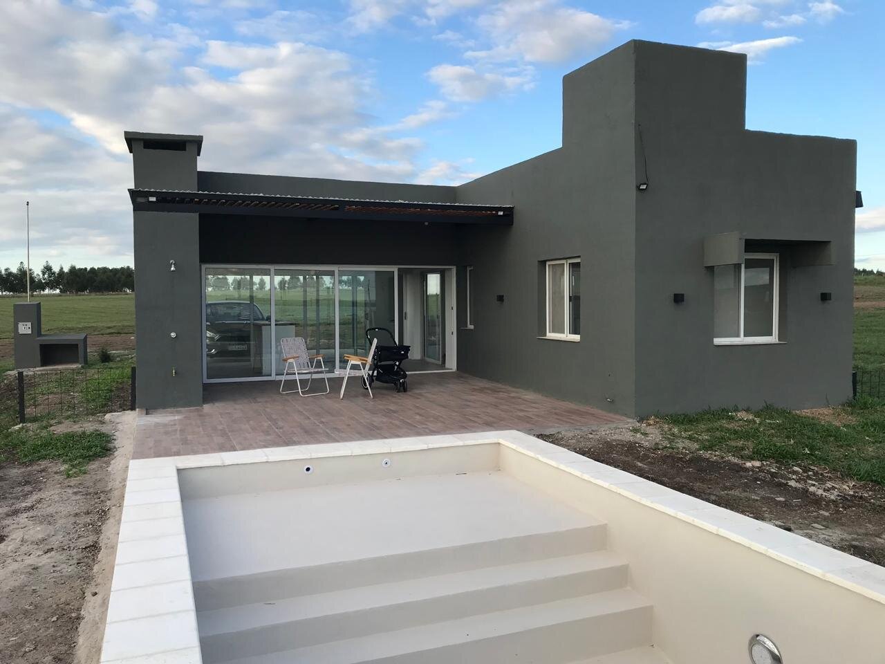 VENTA DE CASA EN &amp;quot;PUERTO MBIGUA&amp;quot;, CORRIENTES