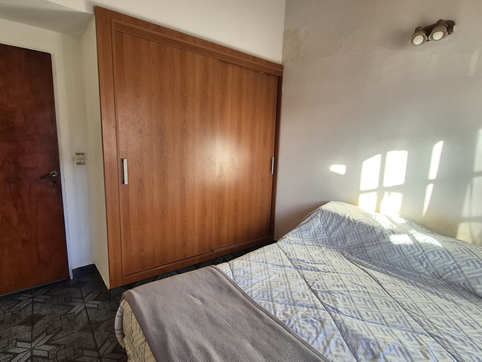 Venta casa de cinco ambientes, con cochera y jardín en Mar de Ajó, Partido de La Costa, Buenos Aires - 5