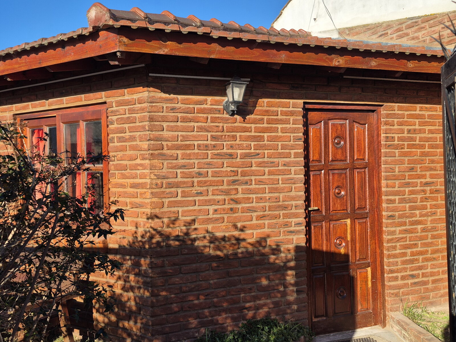 Venta casa de cinco ambientes, con cochera y jardín en Mar de Ajó, Partido de La Costa, Buenos Aires - 35
