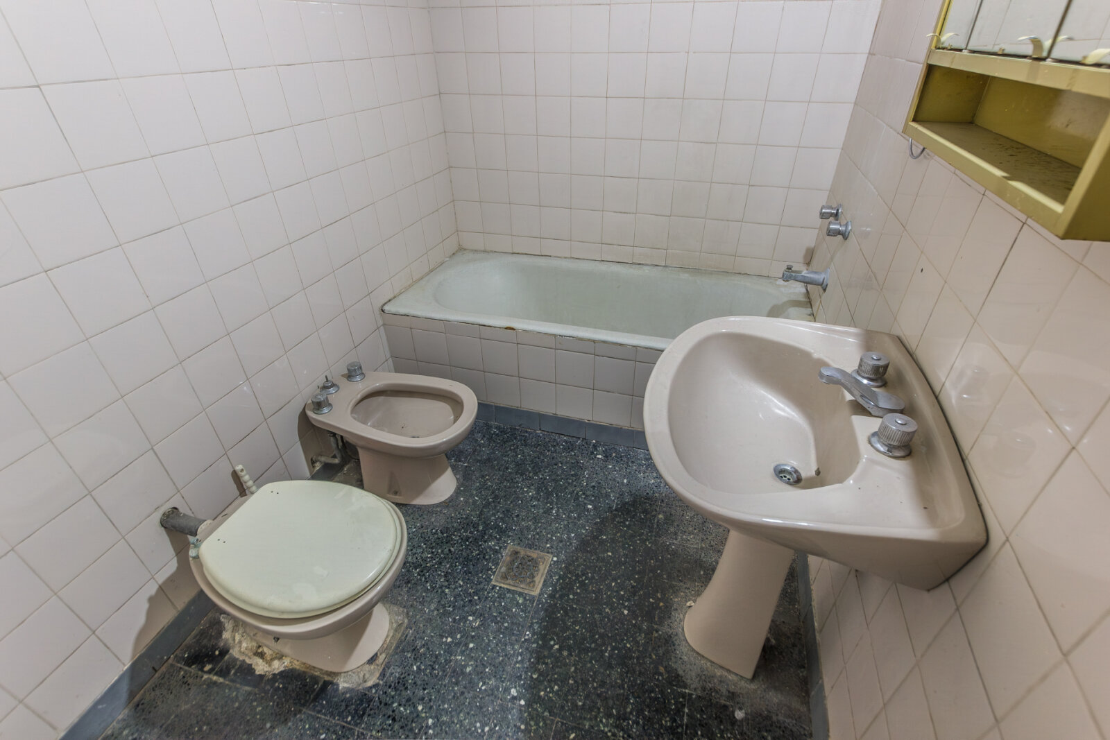 Casa multifamiliar Lote Propio Ideal Flipping - 64