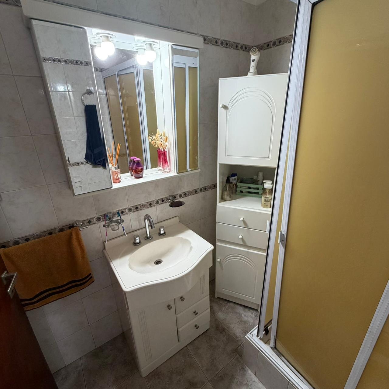 VIVIENDA MULTIFAMILIAR EN ISIDRO CASANOVA - 40