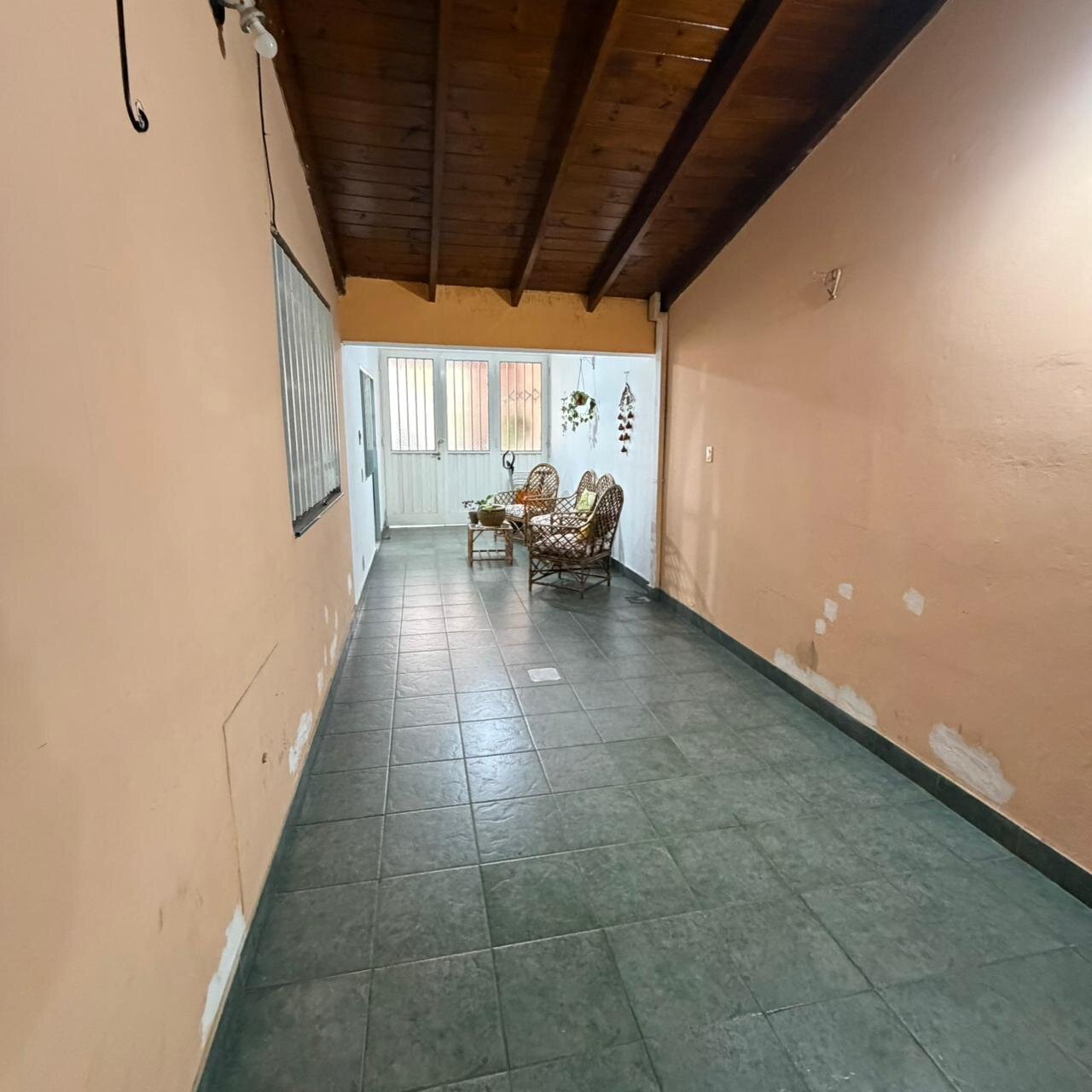 VIVIENDA MULTIFAMILIAR EN ISIDRO CASANOVA - 50