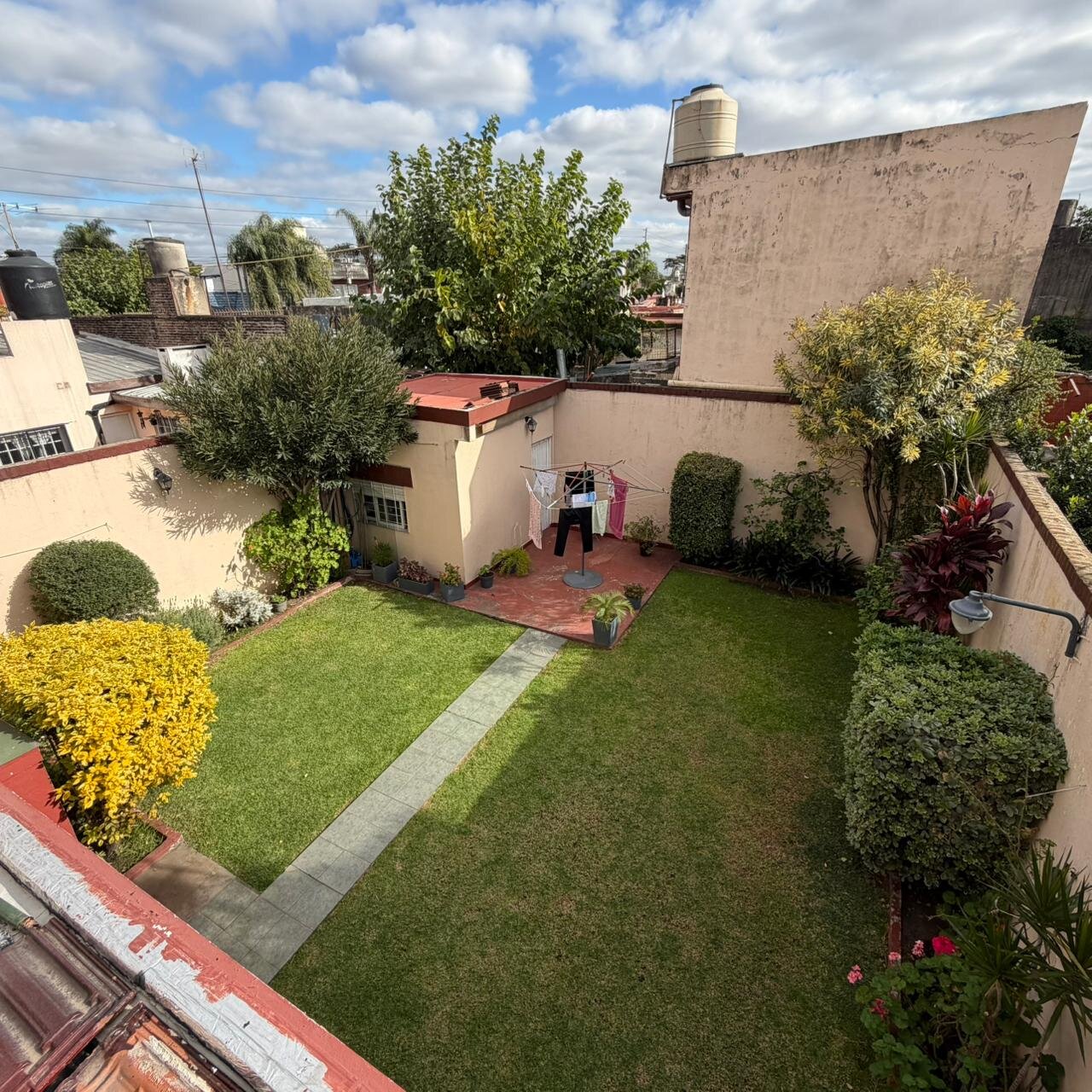 VIVIENDA MULTIFAMILIAR EN ISIDRO CASANOVA - 5
